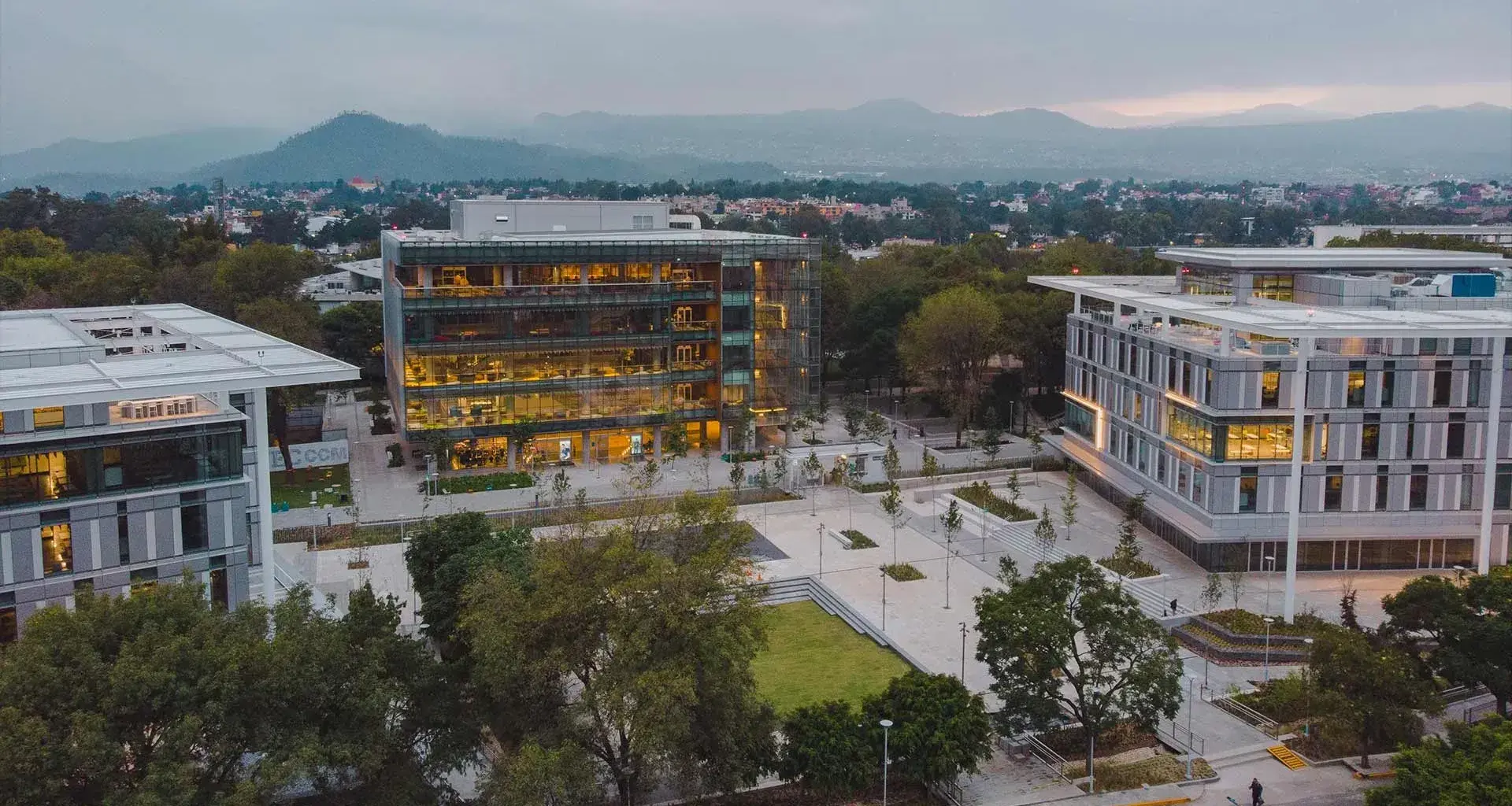La UNAM se suma al Distrito de Innovación Tlalpan del Tec para acelerar investigaciones biomédicas.webp